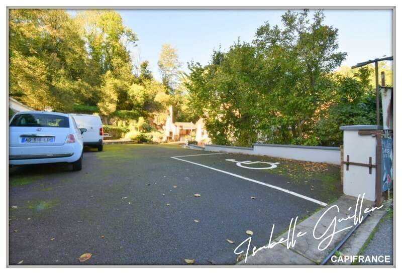 Maison à NERIS-LES-BAINS