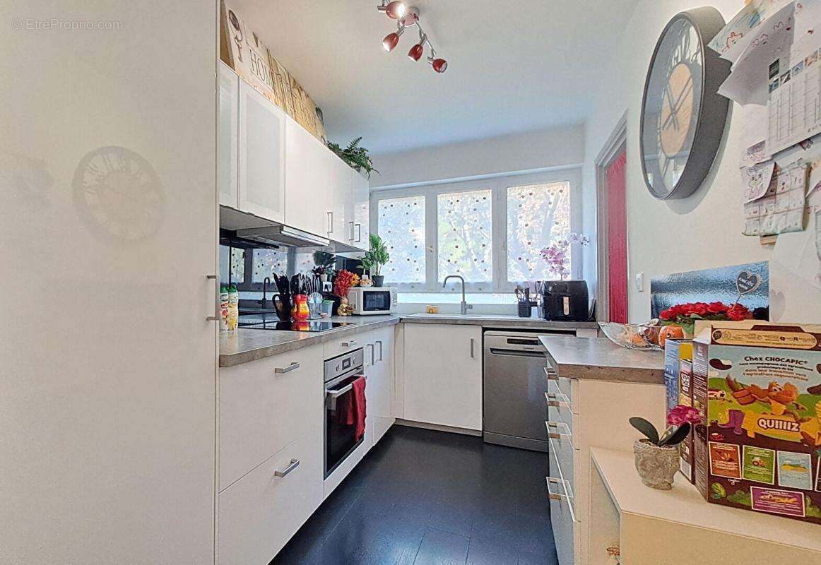 Appartement à MARSEILLE-13E