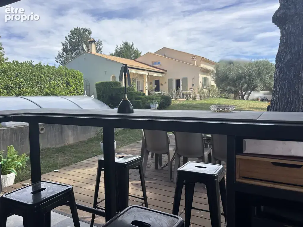 Maison de 150 m2, en campagne, 4 chambres, piscine et dépendances sur terrain de 2200 m2 - photo 11