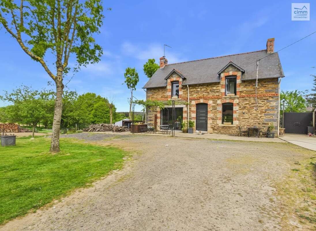 Maison à LES BRULAIS