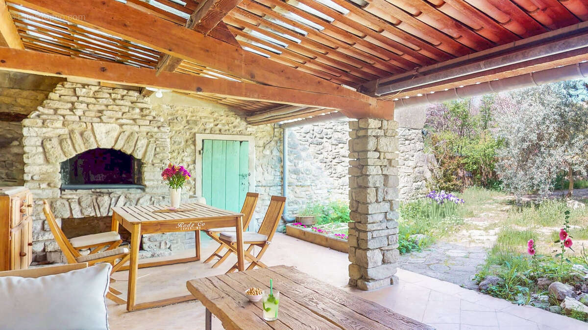 Maison à SAINT-MARTIN-DE-CASTILLON