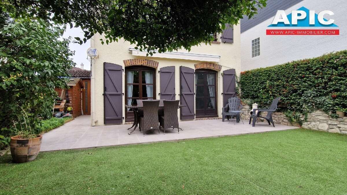 Maison à SAINT-BRICE-SOUS-FORET