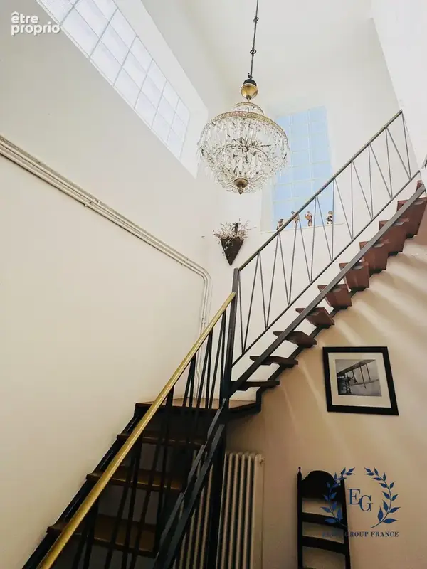 Maison 8 pièces 190 m² à vendre à Entrecasteaux (83570) - photo 9