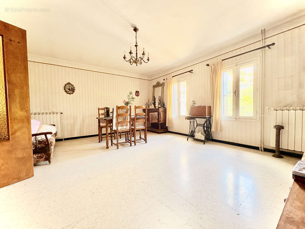 Maison à GIGNAC