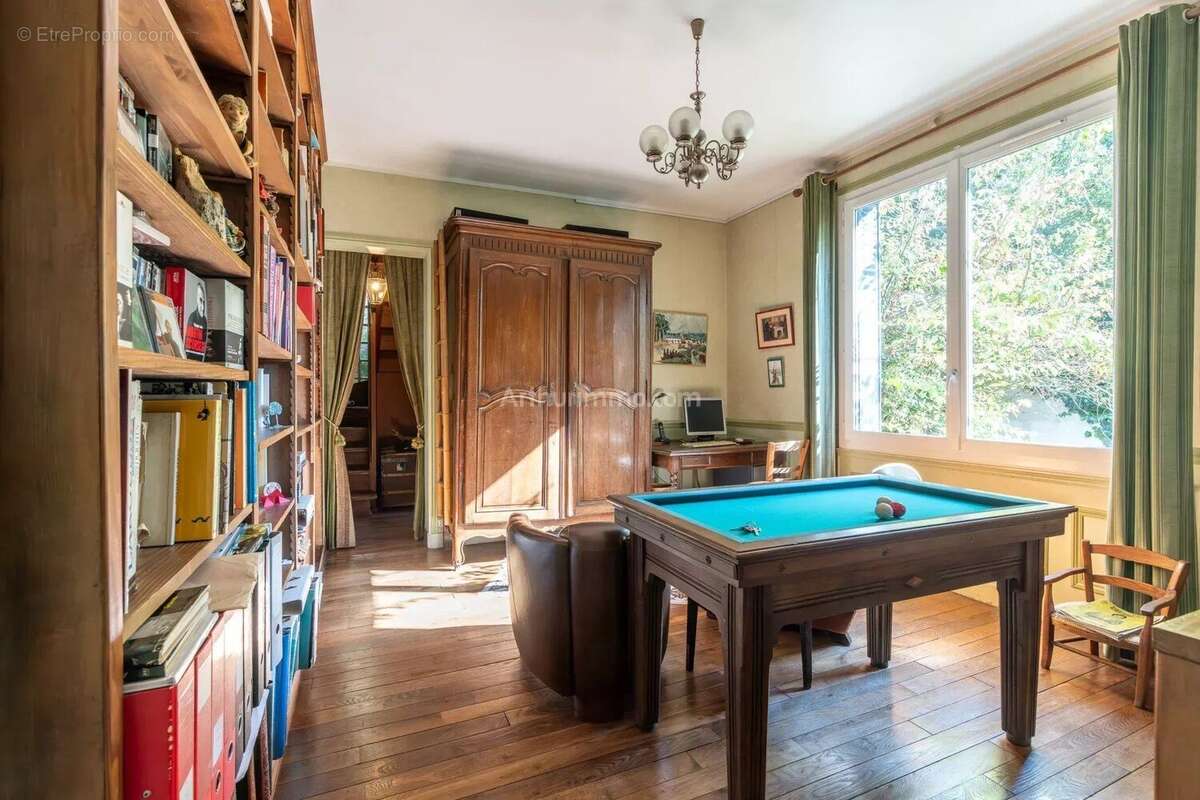 Maison à THORIGNY-SUR-MARNE