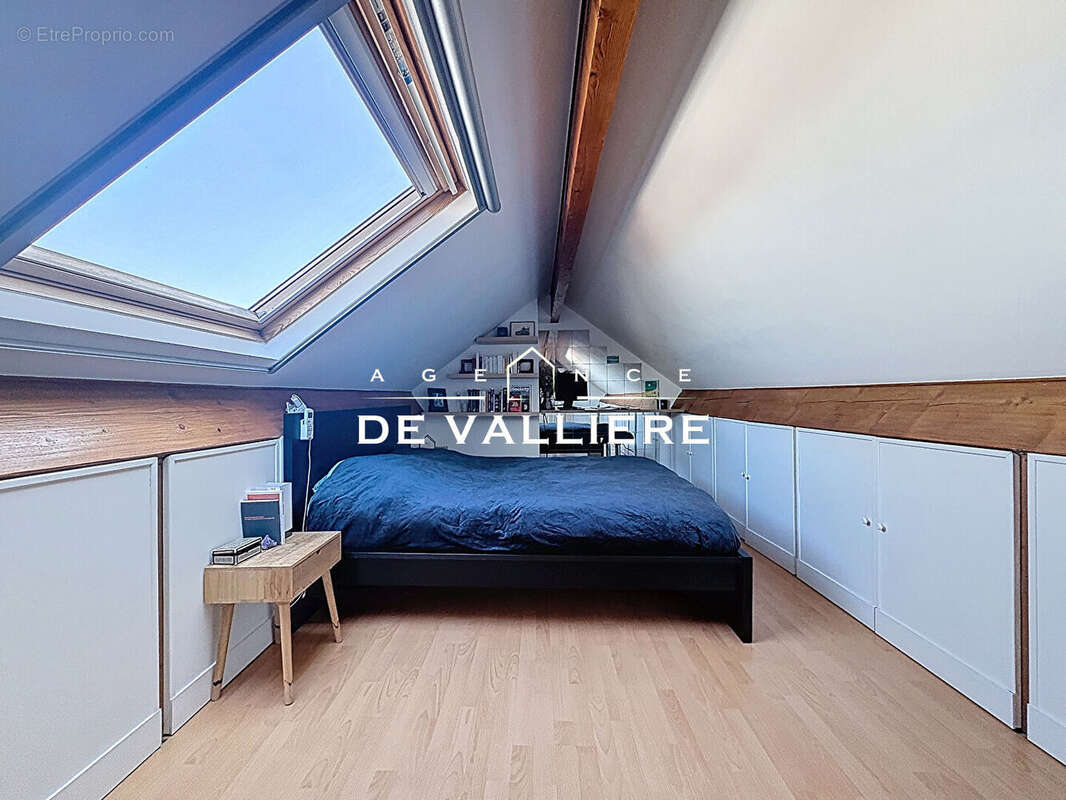 Appartement à NANTERRE