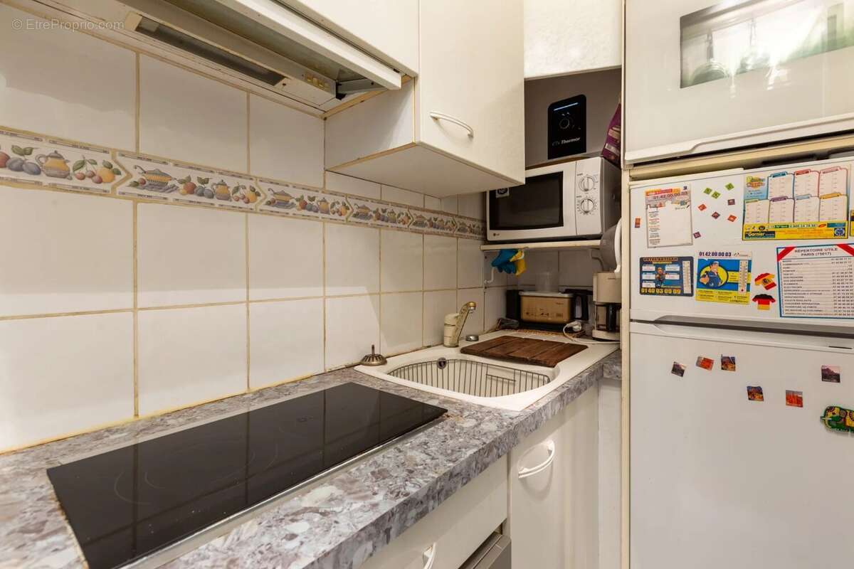 Appartement à PARIS-17E