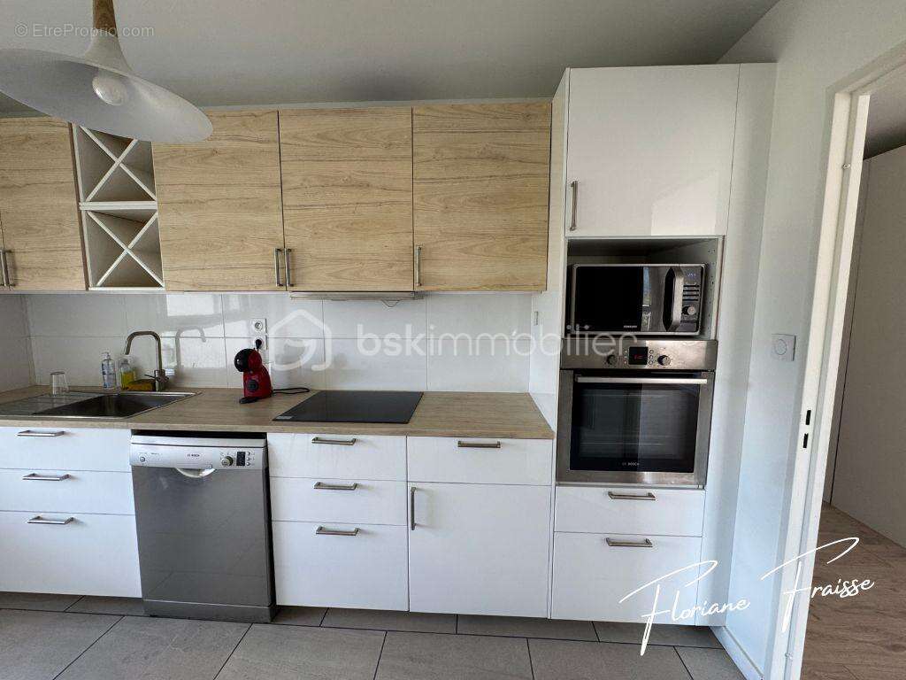 Appartement à MEYLAN