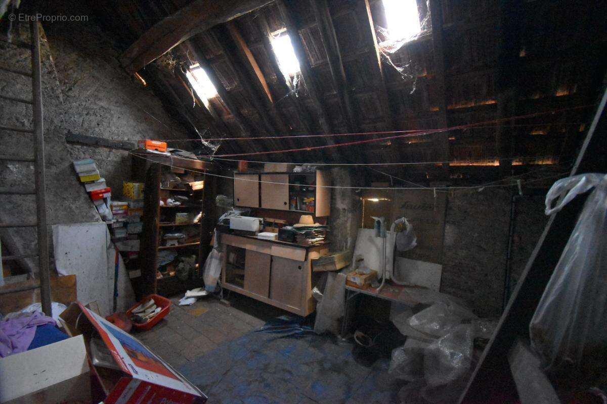 Maison à COSNE-COURS-SUR-LOIRE