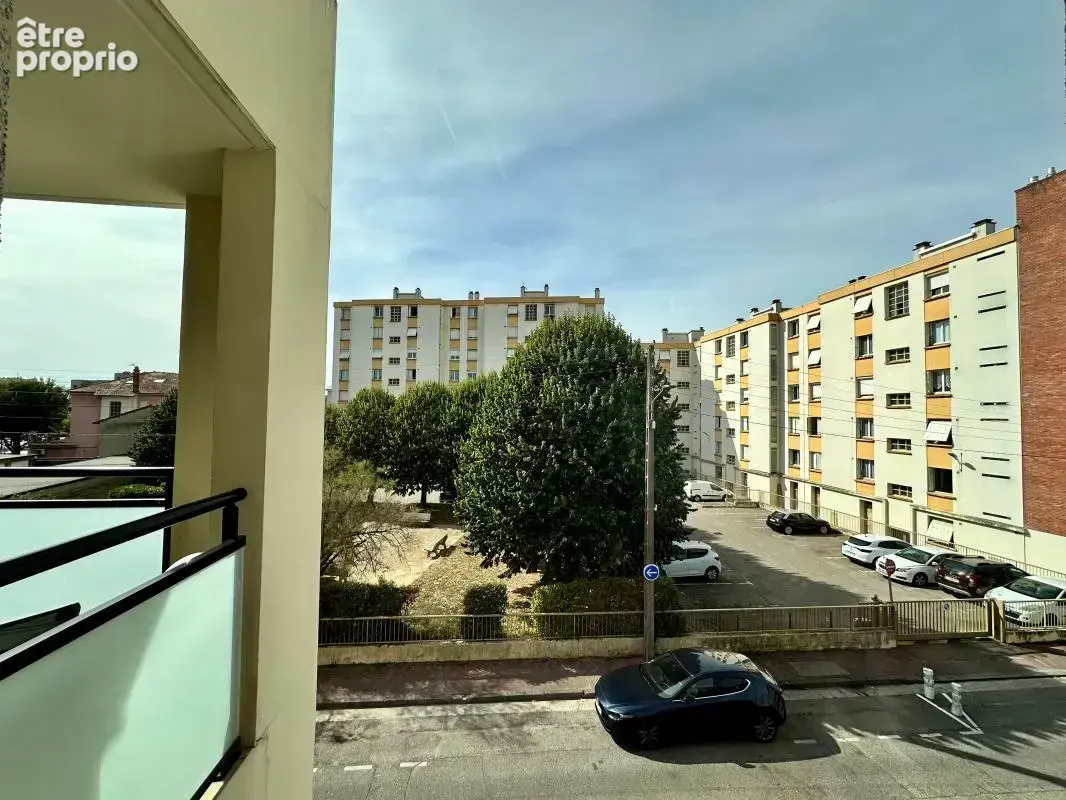 Appartement T3 Lumineux avec Terrasse & Garage – Saint-Priest (Le Village) - photo 14