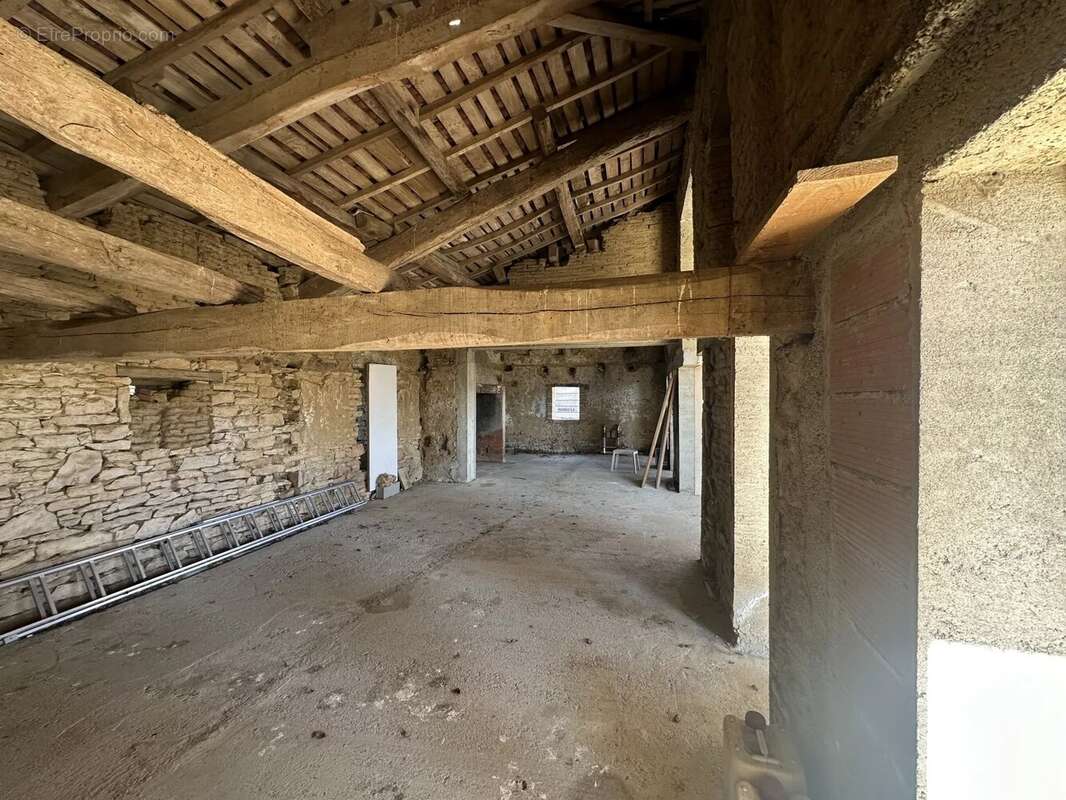 Maison à MONCLAR-DE-QUERCY