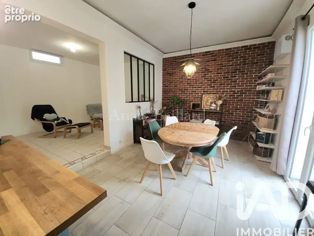 Photo 1 - Appartement à COMBS-LA-VILLE