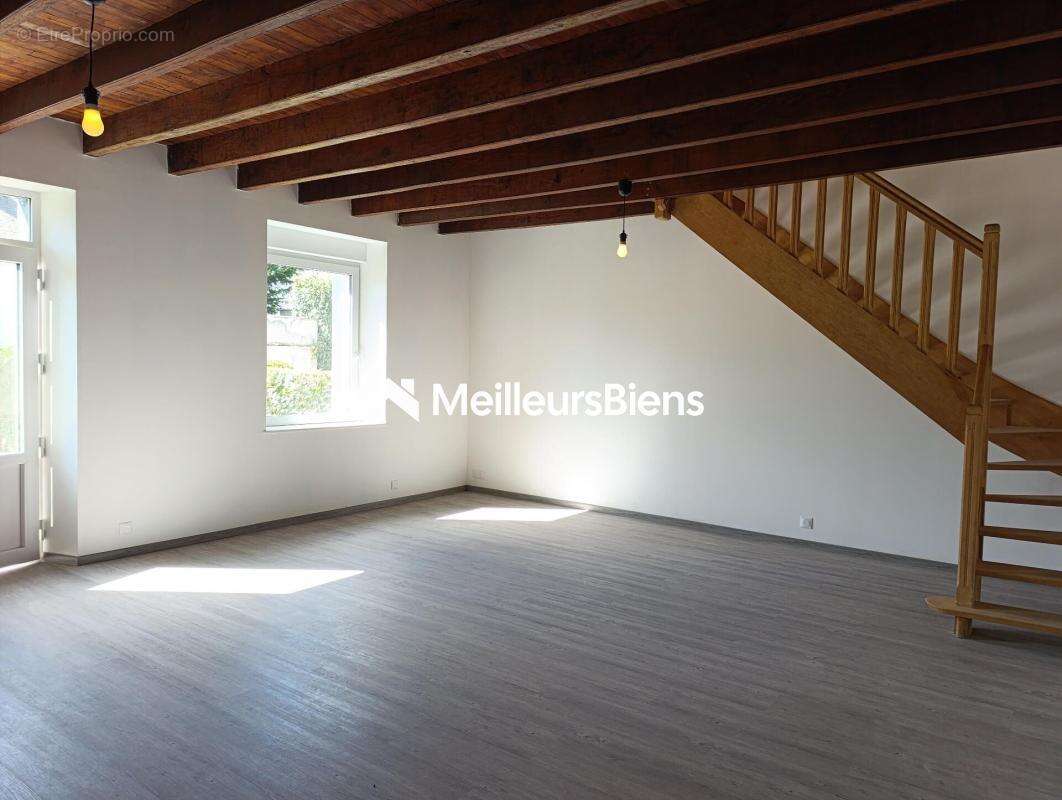 Maison à LA GACILLY