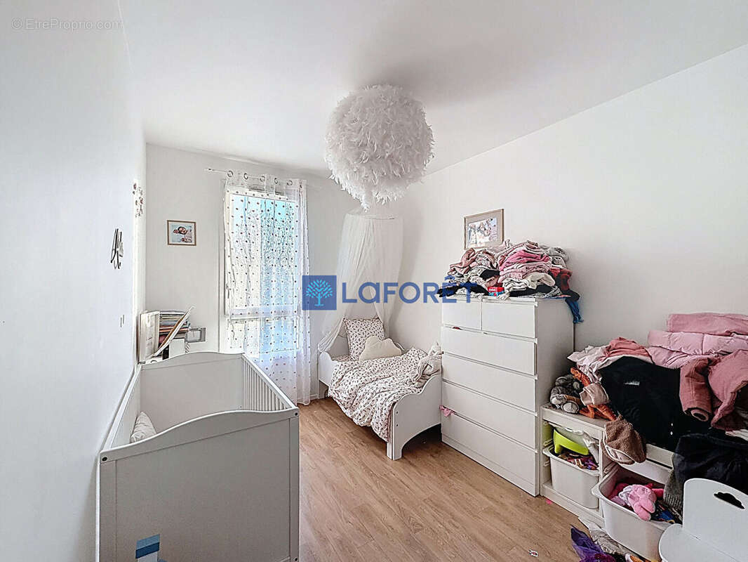 Appartement à SAINT-PIERRE-DU-PERRAY