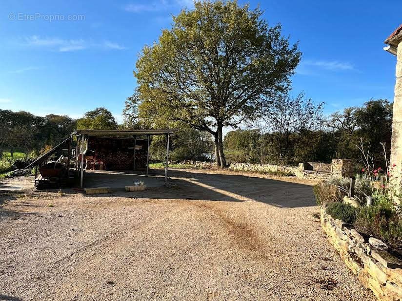Maison à VAILHOURLES