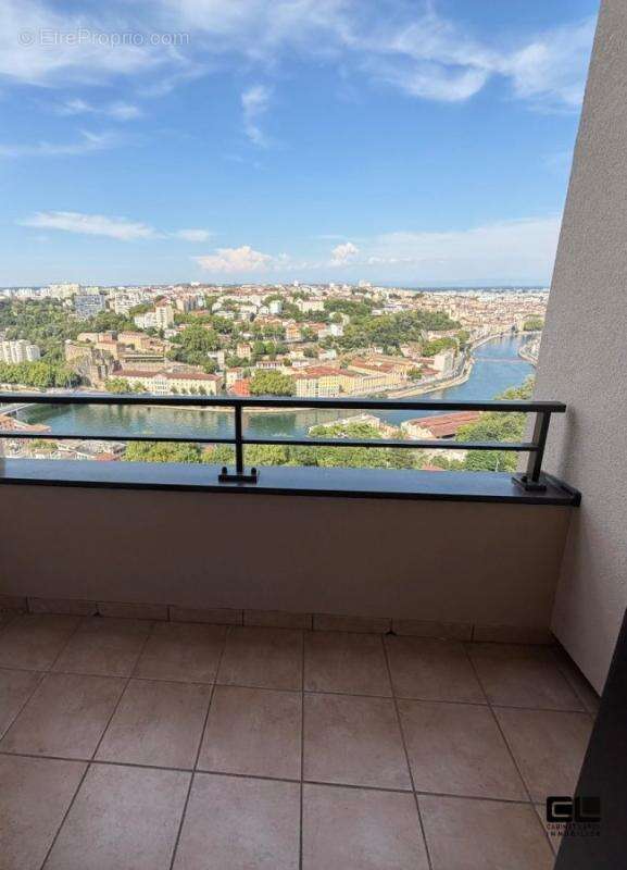 Montée de l'observance vue panoramique sur lyon - photo 11