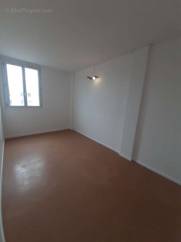 Appartement à VALENTON