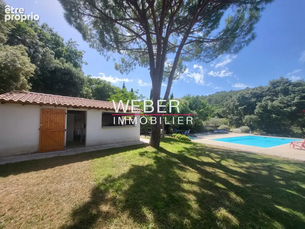 EVENOS LE BROUSSAN 5000 m2 Villa 5 chambres Piscine - photo 22