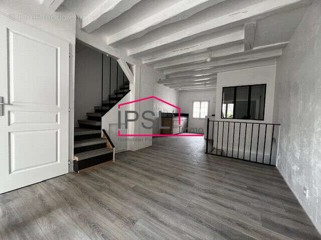 Maison 67 m² à Maincy  - photo 2