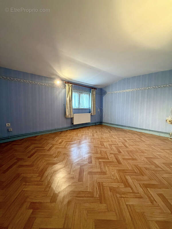 Maison à CAMBLAIN-CHATELAIN