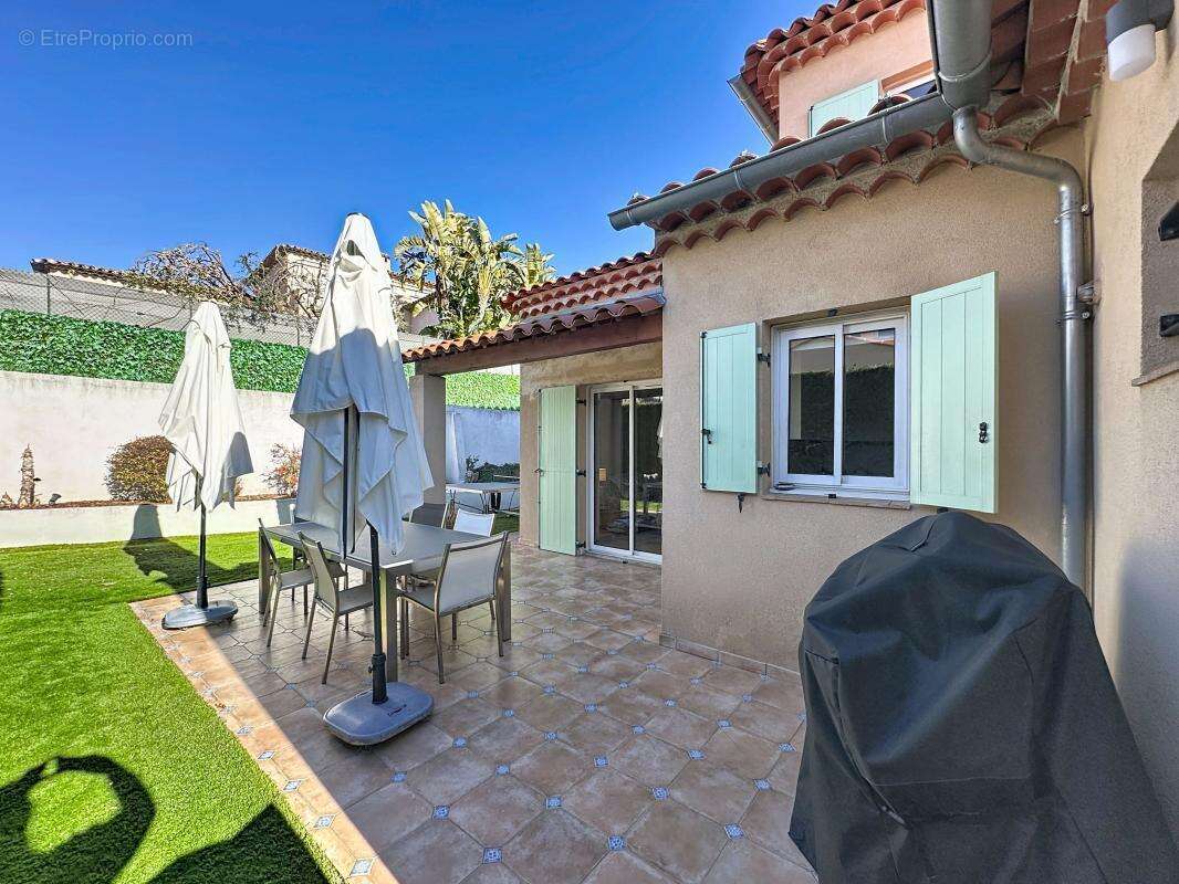 Maison à CAGNES-SUR-MER