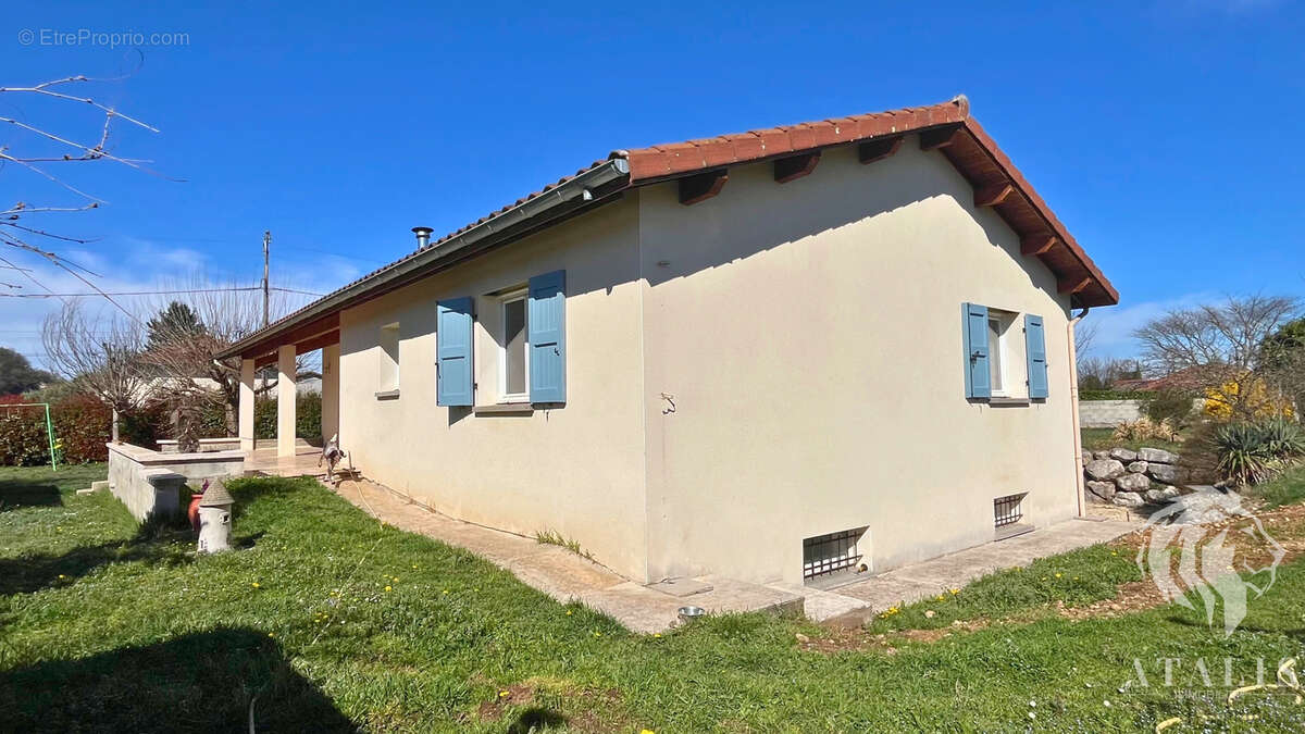 Maison à SAINT-JUST-DE-CLAIX