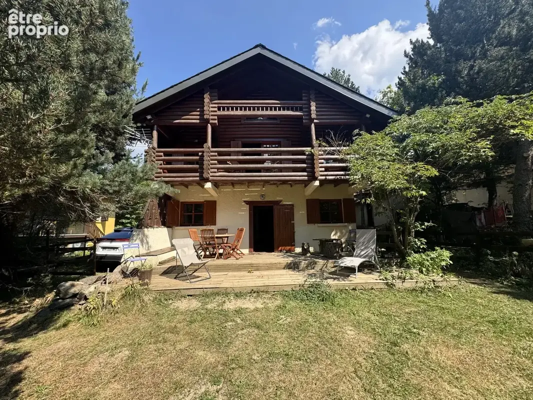 Maison à MATEMALE