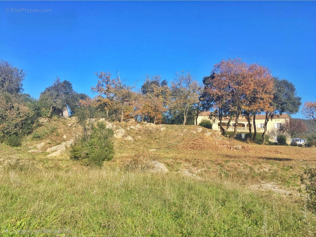 Terrain à LAVAL-PRADEL