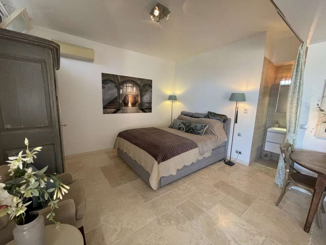 Appartement à THEOULE-SUR-MER