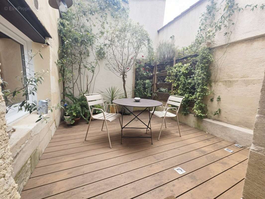 Appartement à BORDEAUX