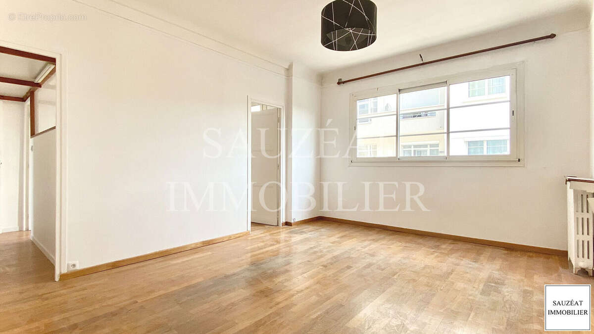 Appartement à MONTROUGE