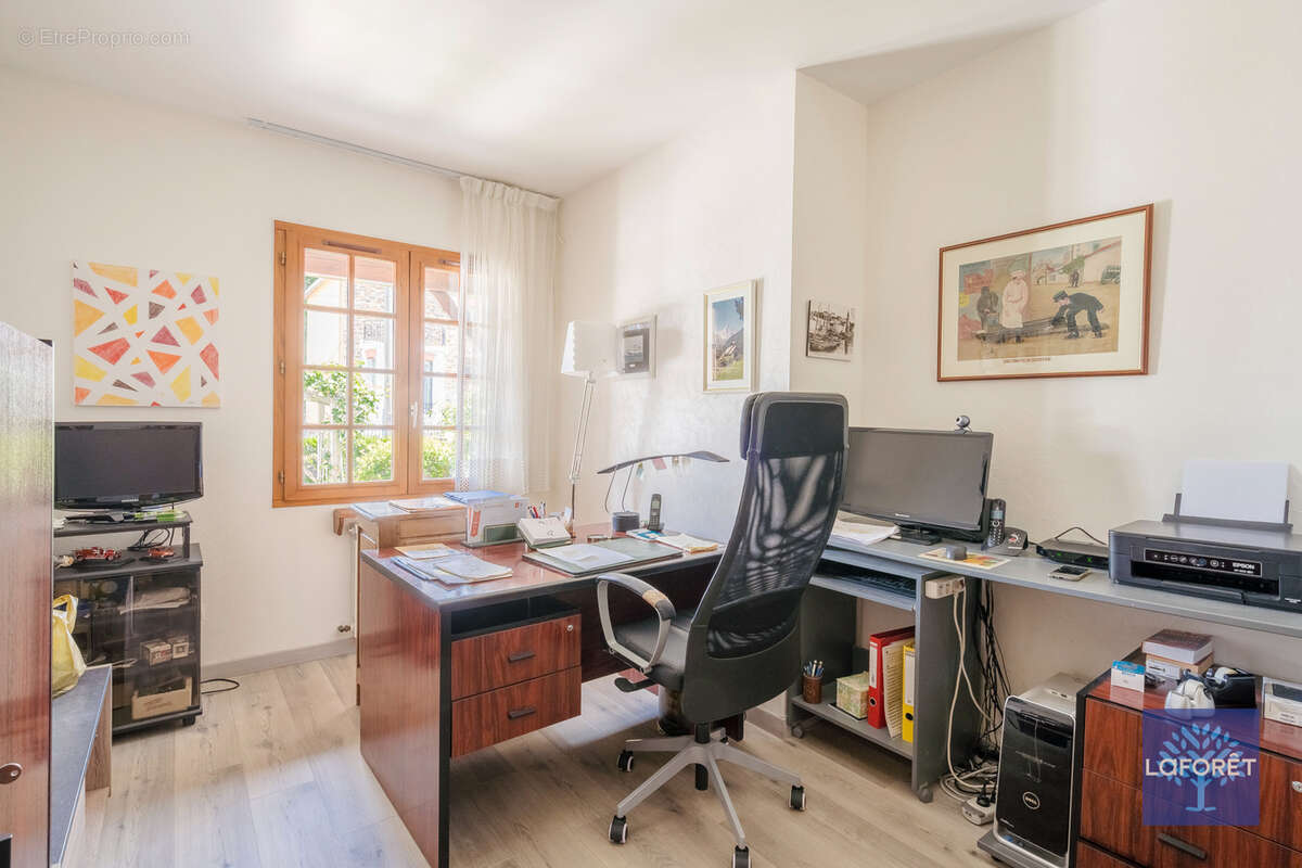 Maison à LES PAVILLONS-SOUS-BOIS