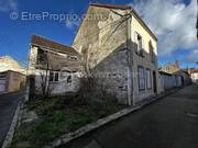 Appartement à BRIENON-SUR-ARMANCON