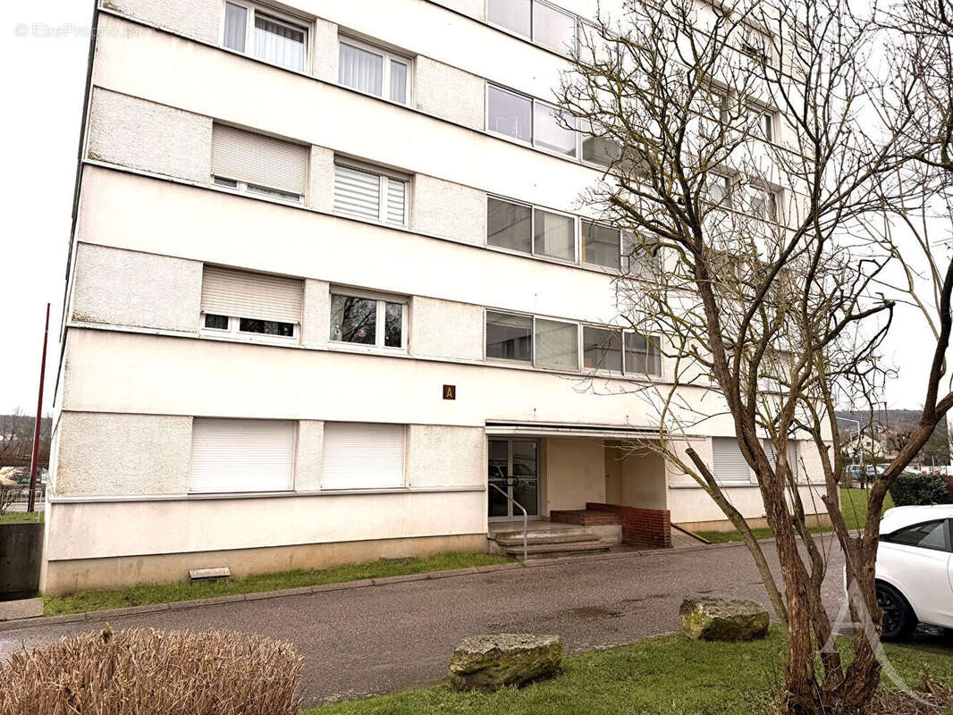 Appartement à CHAMPIGNEULLES
