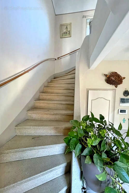 Maison à SORGUES