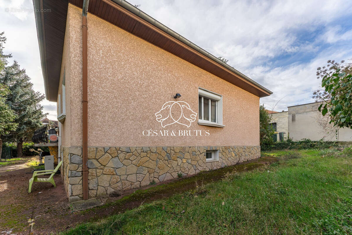 Maison à VENISSIEUX