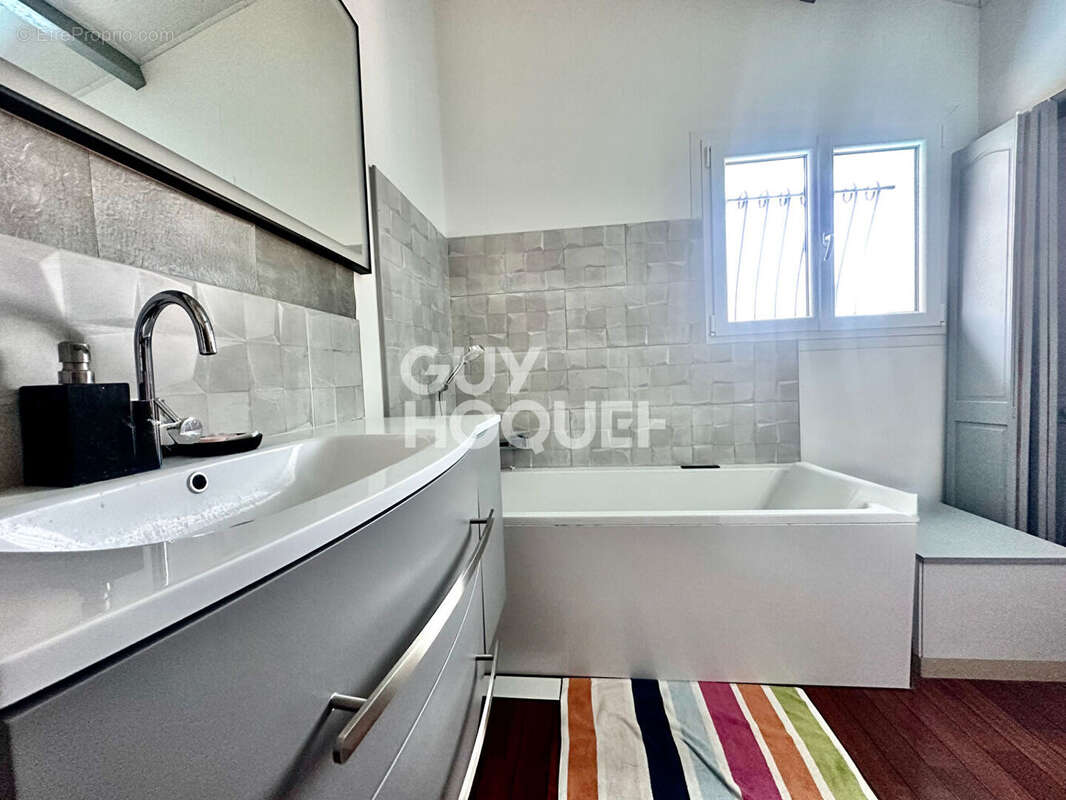 Grande maison familiale avec studio et piscine à Gujan Mestras - photo 8