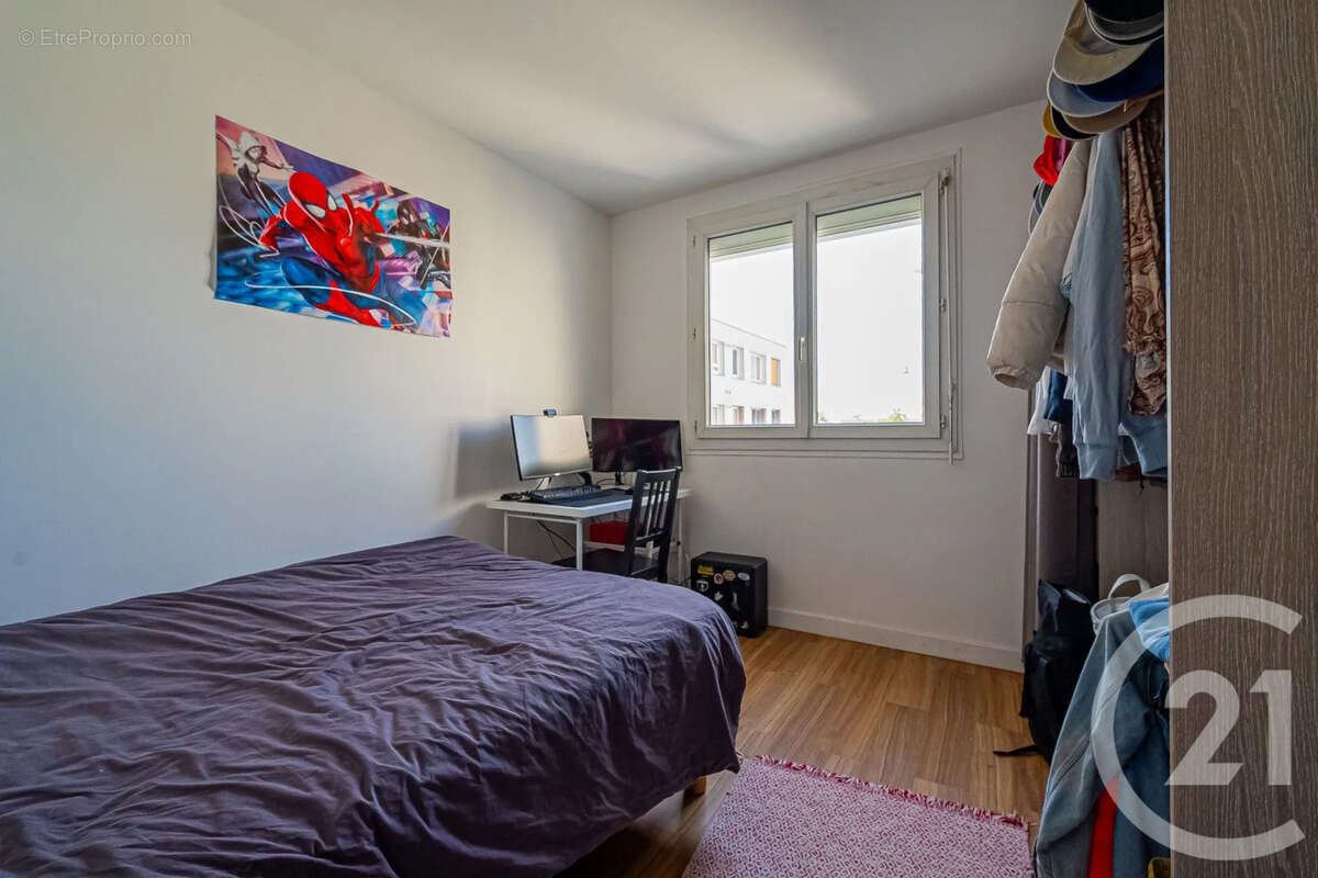 Appartement à CLICHY