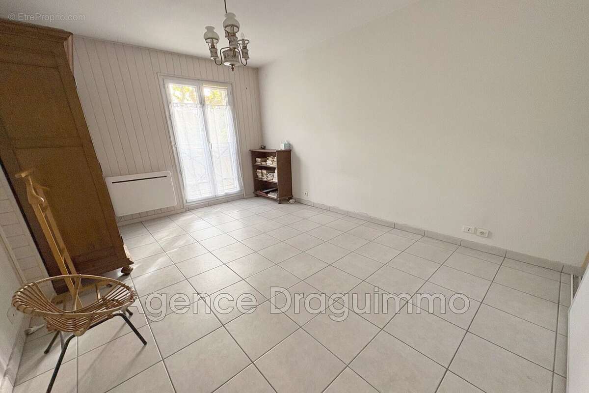 Appartement à DRAGUIGNAN