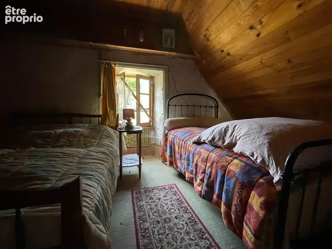 Maison en pierres avec grange attenante - photo 8