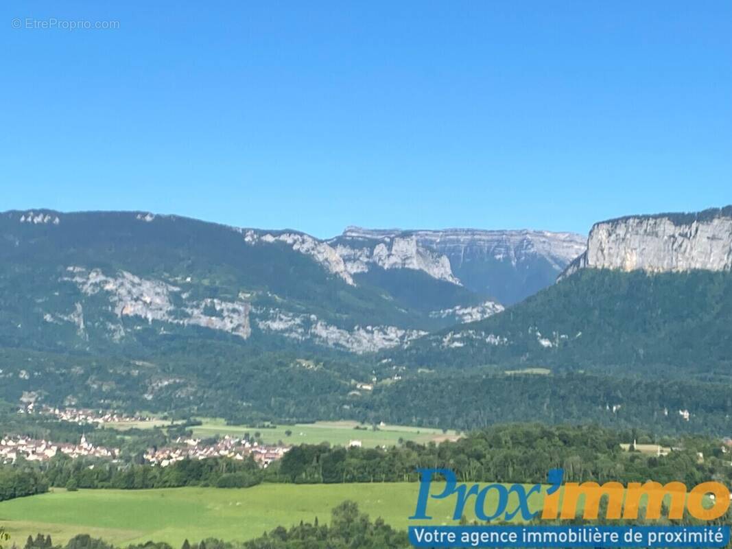 Maison à MIRIBEL-LES-ECHELLES