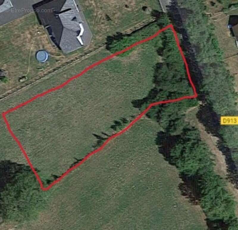 Terrain à DUN-LE-PALESTEL