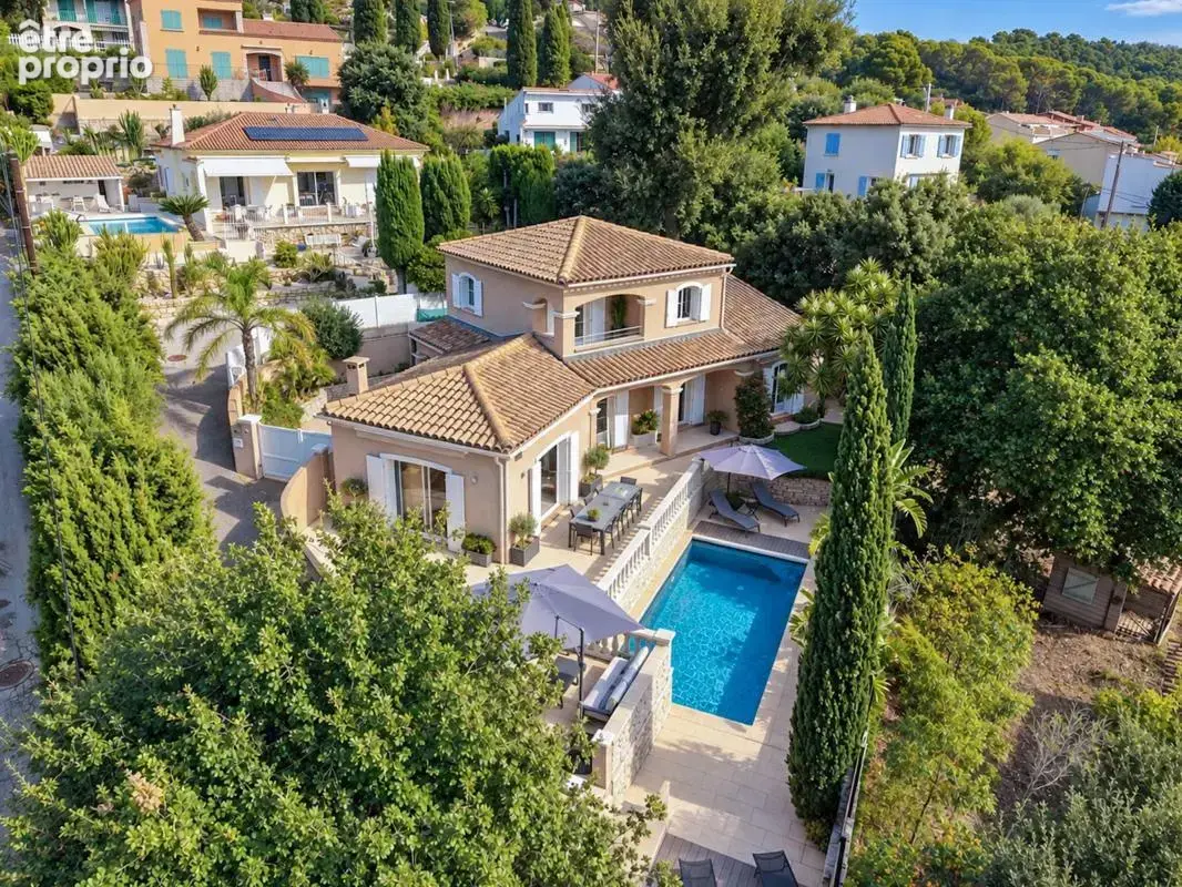 Villa moderne avec vue mer, piscine et garage à vendre à six-fours - french riviera - photo 2