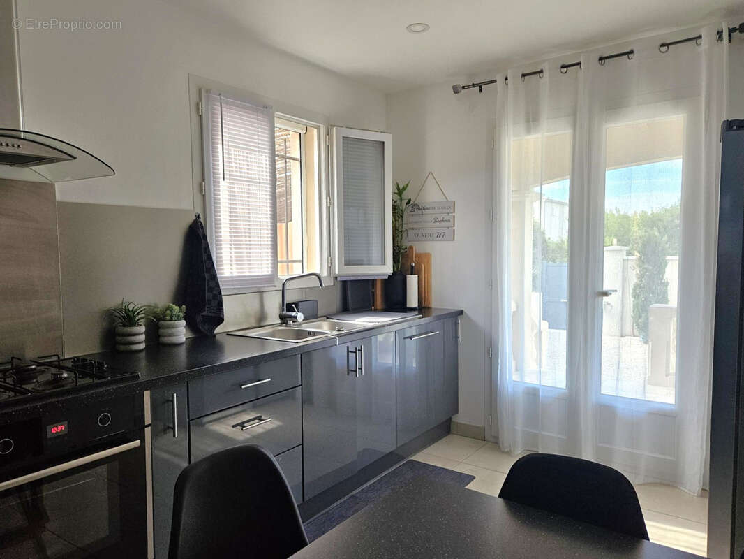 Maison à JONQUIERES