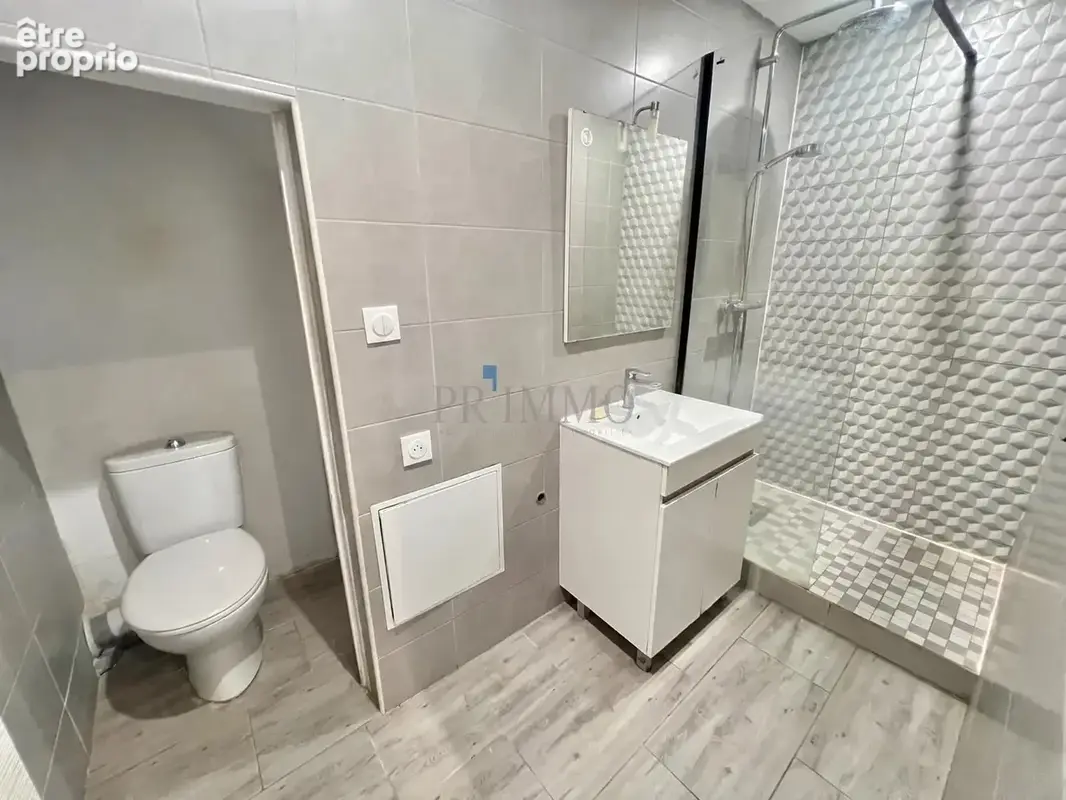 Grand studio de 41 m2 Fréjus Centre Historique, accès facile - photo 4
