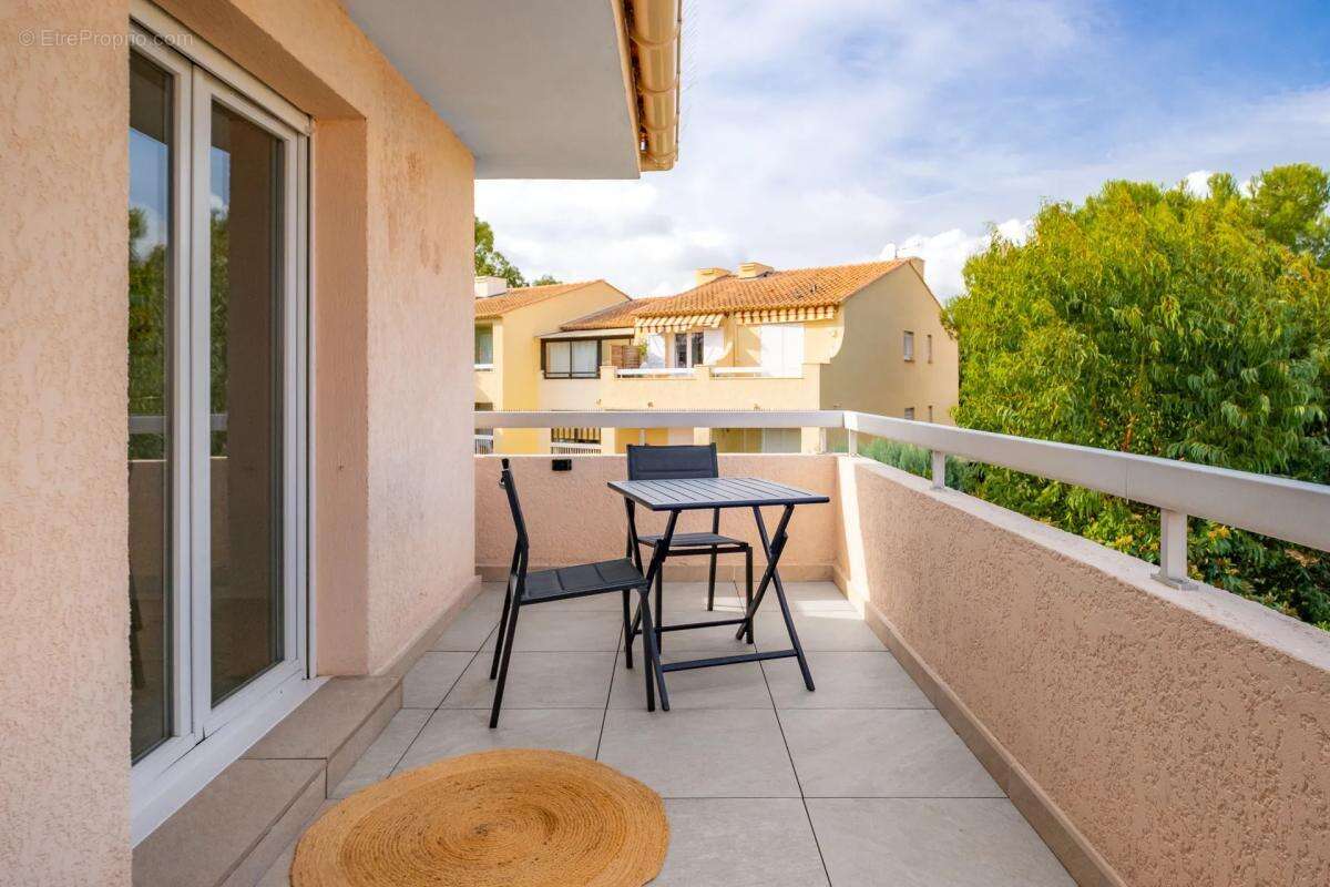 Appartement à FREJUS