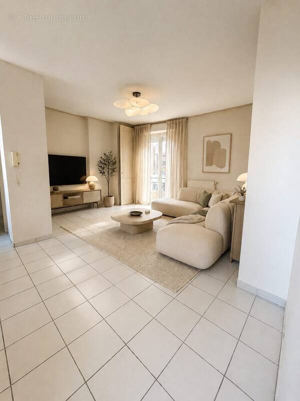 Appartement à OULLINS