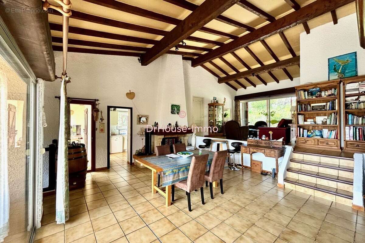 Maison à LEZIGNAN-CORBIERES