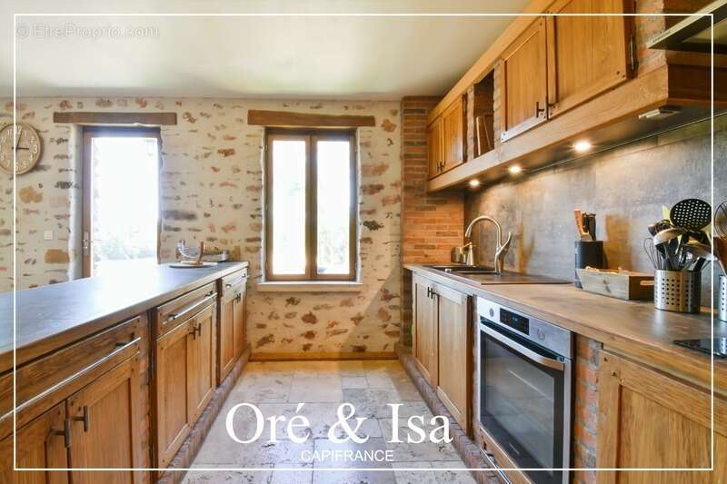 Exceptionnel, Maison à vendre 9 pièces SAINT VITTE (18) - photo 16