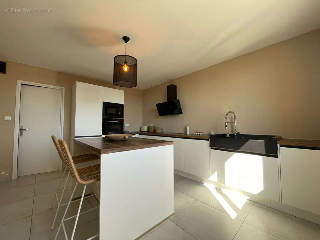 Maison Caumont Sur Durance 5 pièces 128 m2 - photo 6
